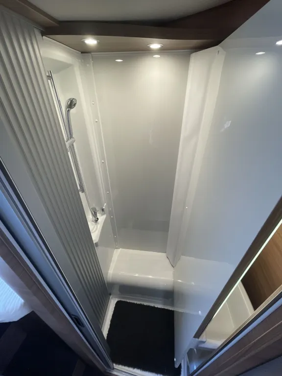 Bild 16: Wohnmobil für 4 Personen in Weißenbach/Liezen mieten