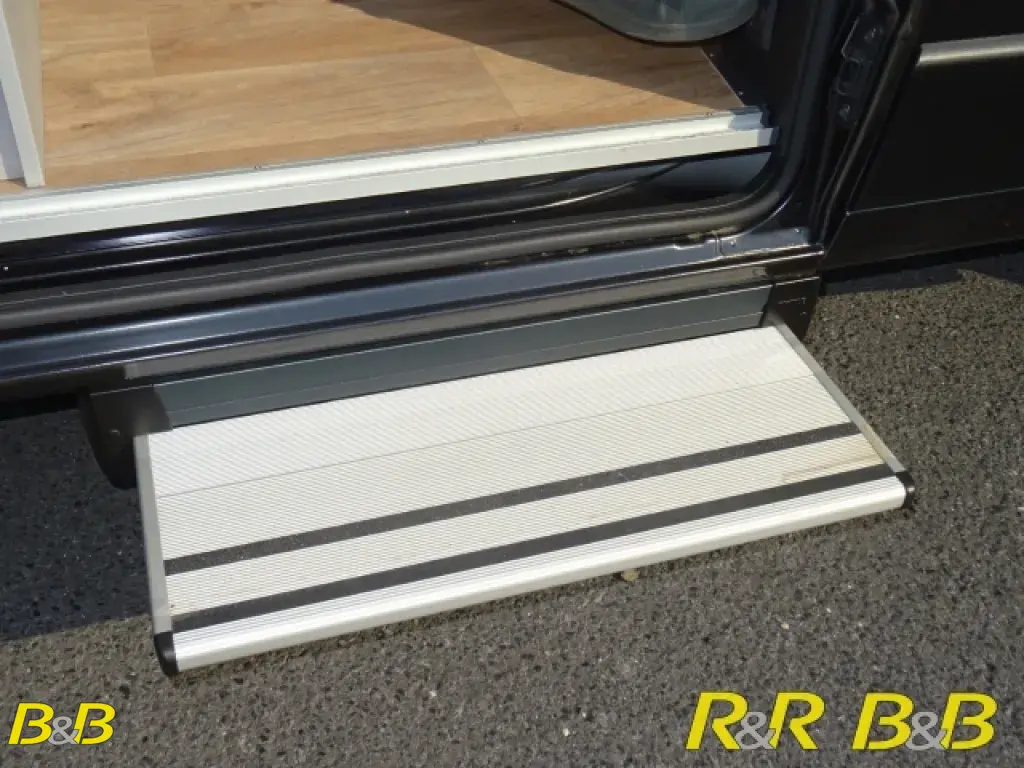 Bild 16: Wohnmobil für 4 Personen in Paderborn mieten Bild 16: Wohnmobil für 4 Personen in Paderborn mieten