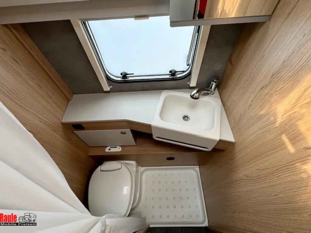 Bild 12: Wohnwagen von Dethleffs mieten in Wiesbaden