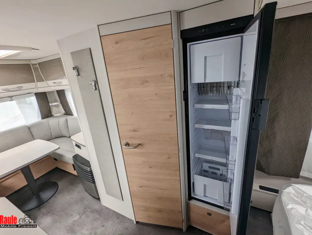 Bild 11: Dethleffs mieten in Wiesbaden