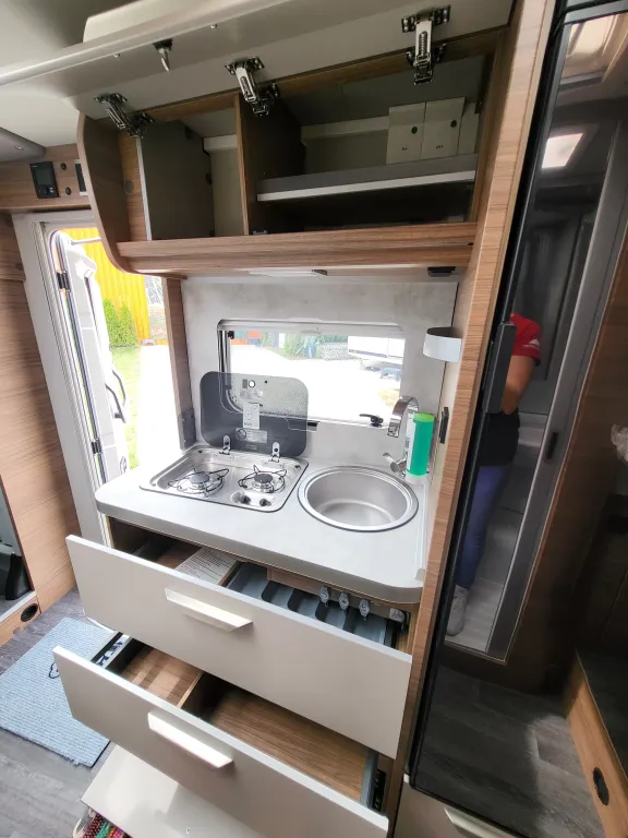 Bild 28: Wohnmobil von Knaus mieten in Hagenbrunn/Wien Bild 28: Wohnmobil von Knaus mieten in Hagenbrunn/Wien