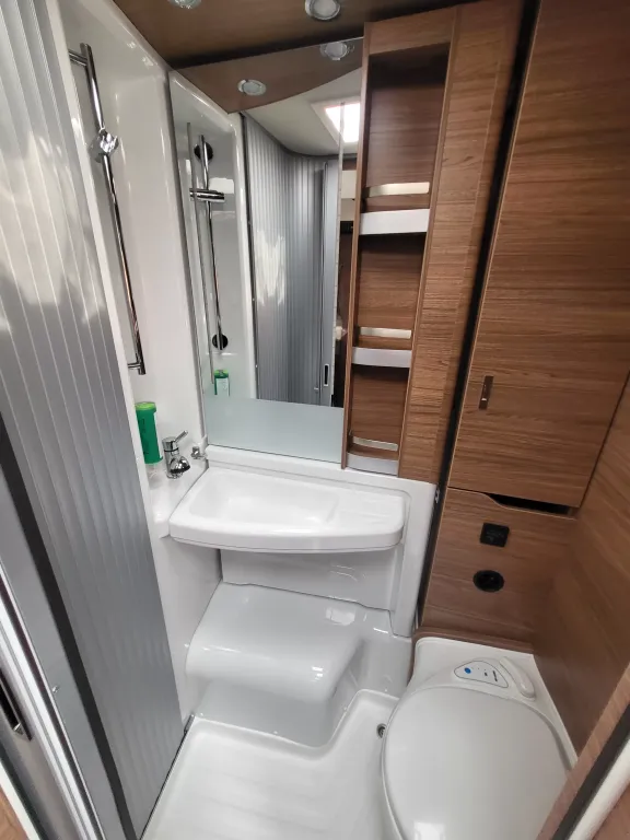 Bild 31: Knaus Wohnmobil in Hagenbrunn/Wien mieten Bild 31: Knaus Wohnmobil in Hagenbrunn/Wien mieten