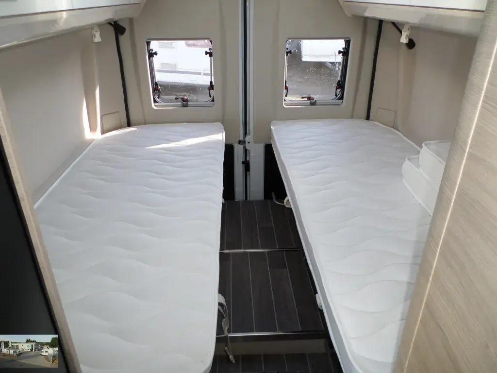 Bild 16: Wohnmobil für 2 Personen in Blomberg mieten