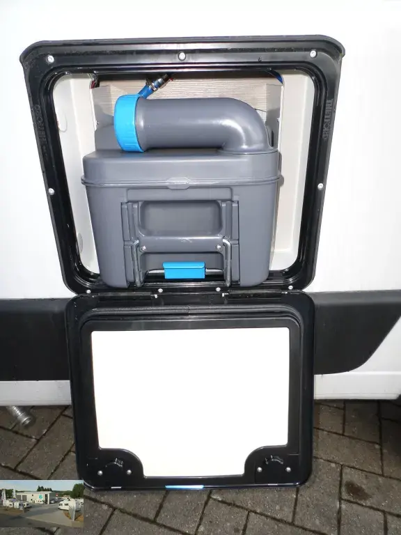 Bild 37: Wohnmobil in Blomberg online mieten