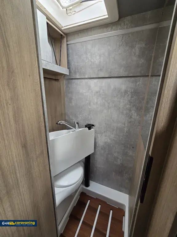 Bild 13: Wohnmobil in Weißenhorn online mieten