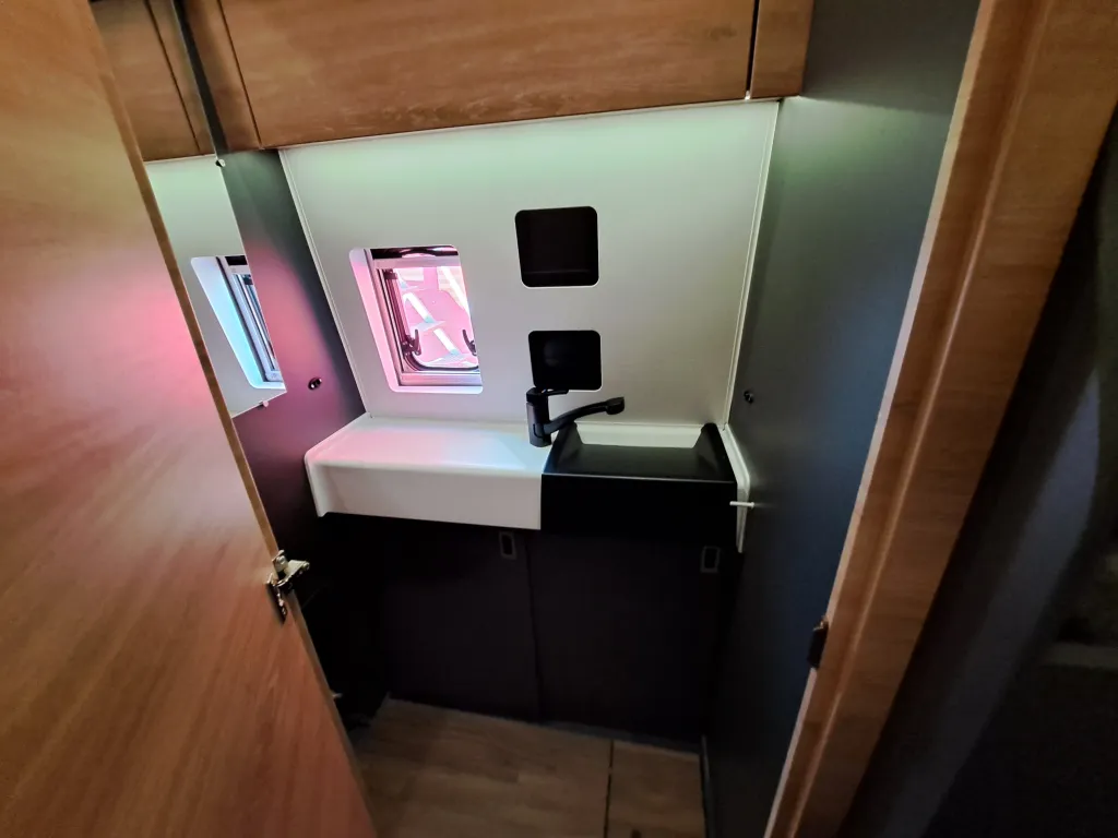 Bild 21: Wohnmobil in Weißenbach/Liezen online mieten Bild 21: Wohnmobil in Weißenbach/Liezen online mieten