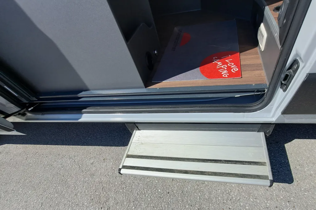 Bild 13: Wohnmobil in Weißenbach/Liezen online mieten Bild 13: Wohnmobil in Weißenbach/Liezen online mieten