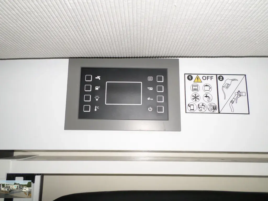 Bild 15: Forster Wohnmobil in Blomberg mieten