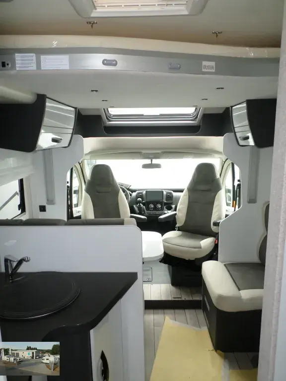 Bild 40: Wohnmobil für 4 Personen in Blomberg mieten