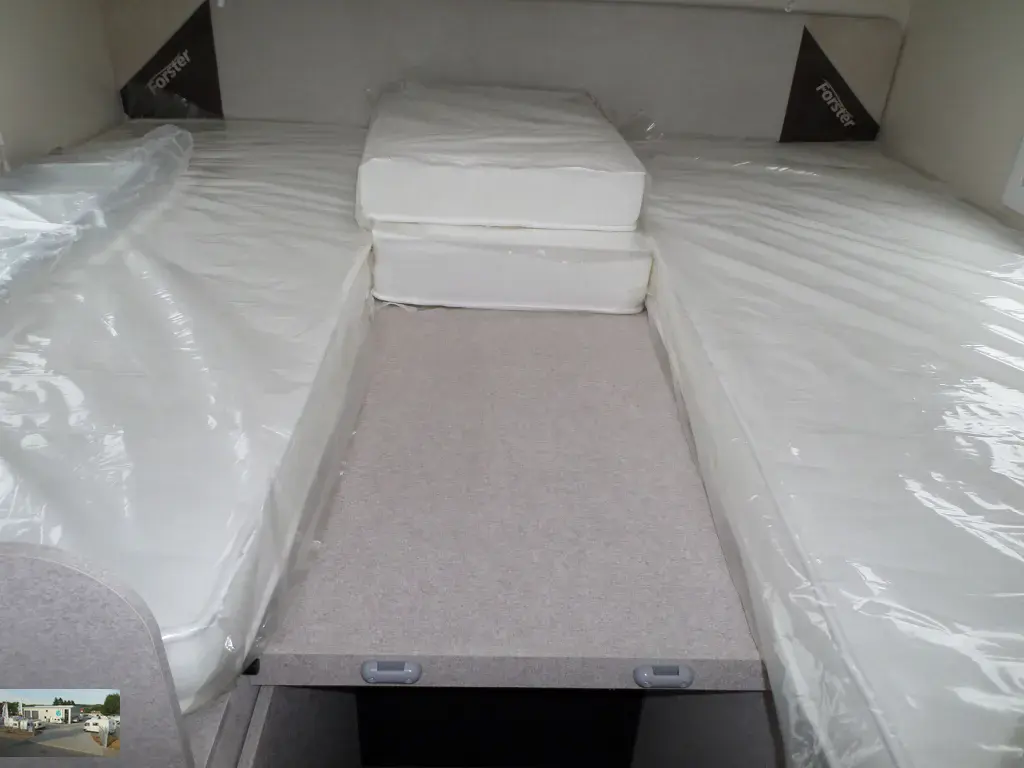 Bild 24: Wohnmobil für 4 Personen in Blomberg mieten