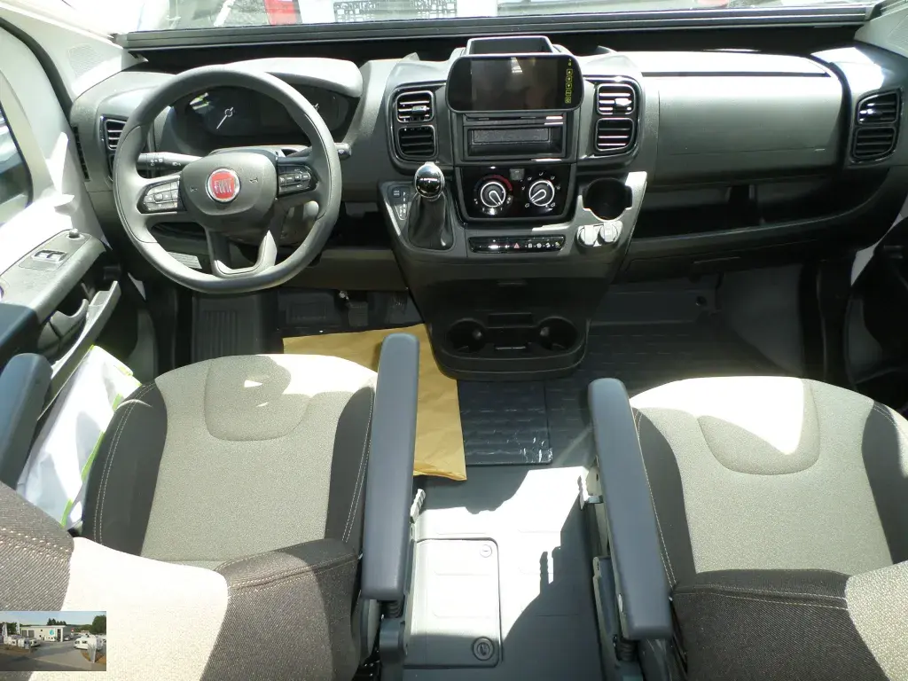 Bild 37: Wohnmobil in Blomberg online mieten