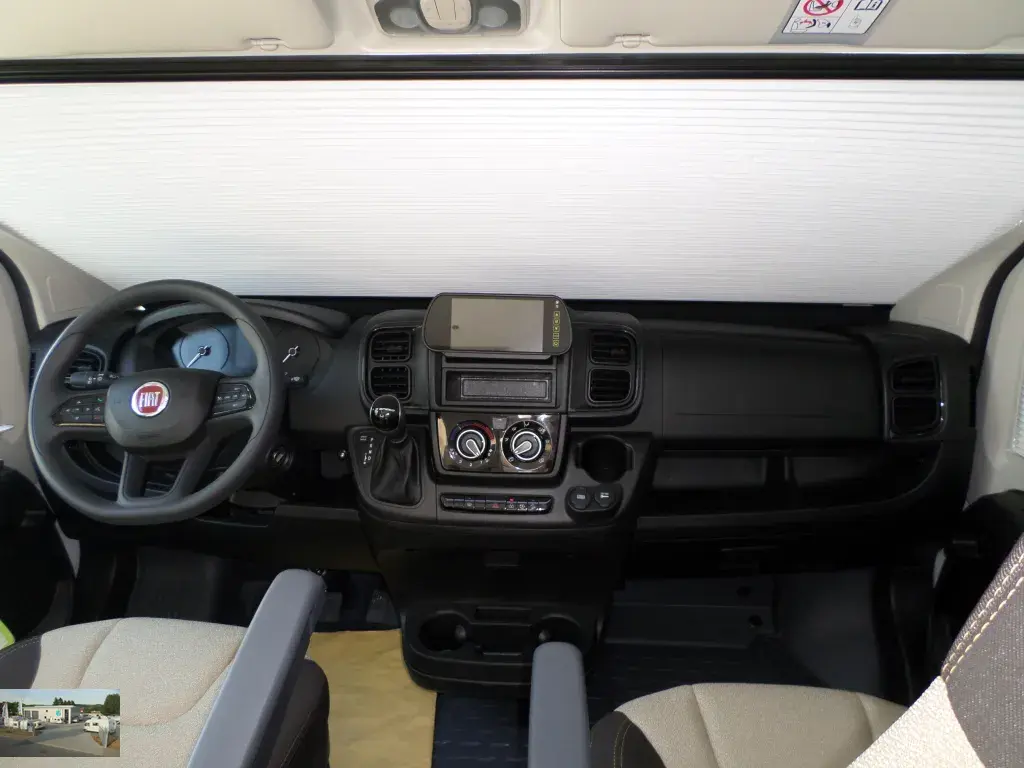 Bild 40: Wohnmobil für 4 Personen in Blomberg mieten