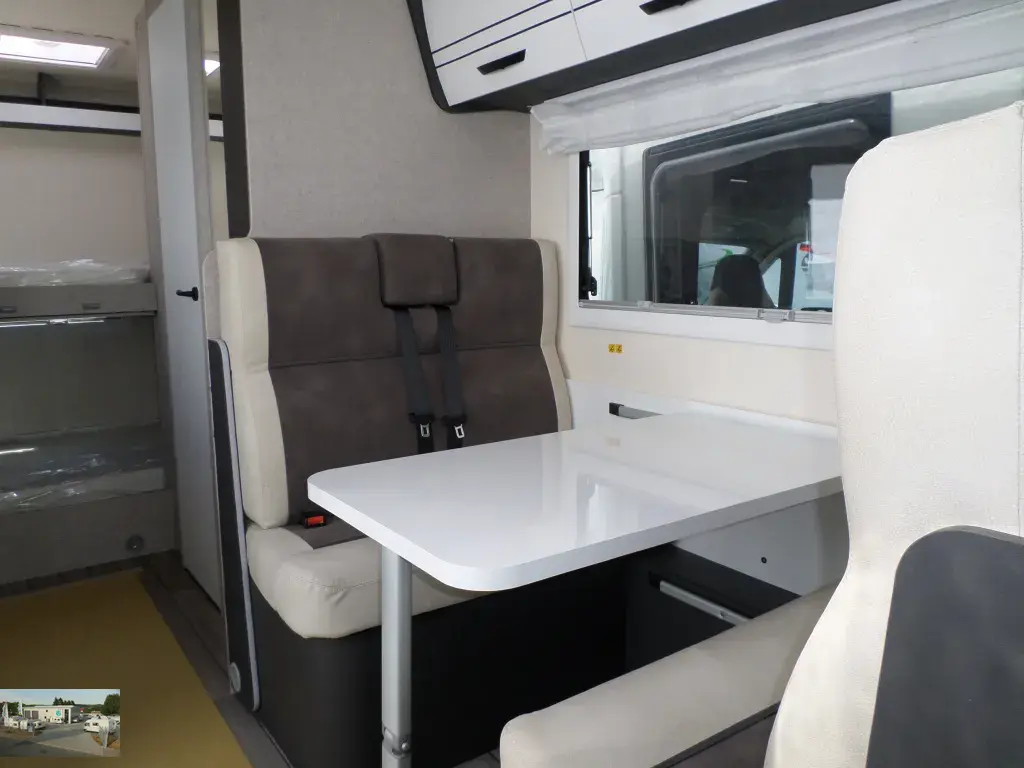 Bild 5: Wohnmobil in Blomberg online mieten