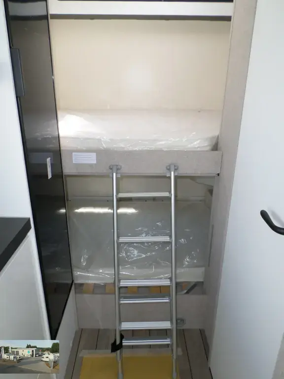 Bild 21: Wohnmobil in Blomberg online mieten