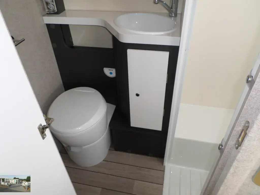 Bild 25: Forster A 699 DVB