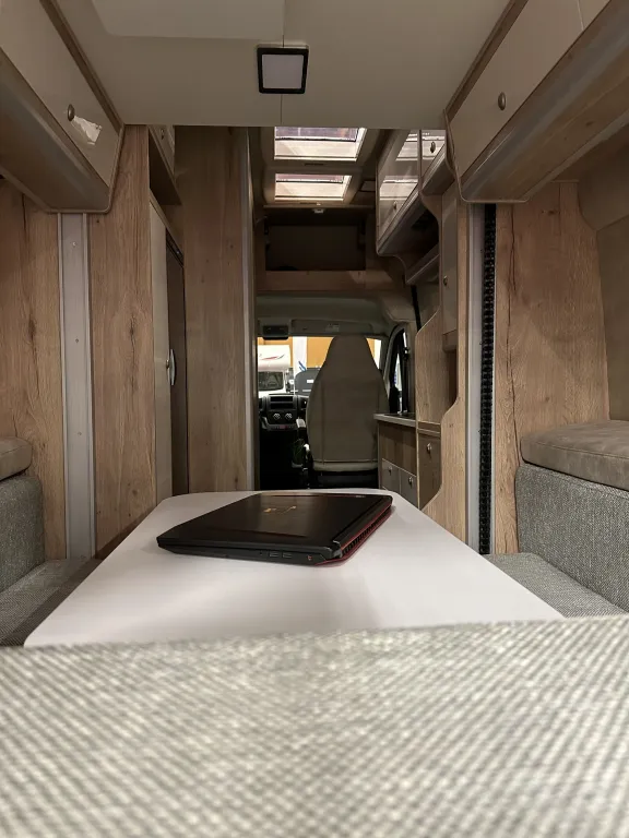 Bild 9: Megamobil MEGA LOUNGE 640