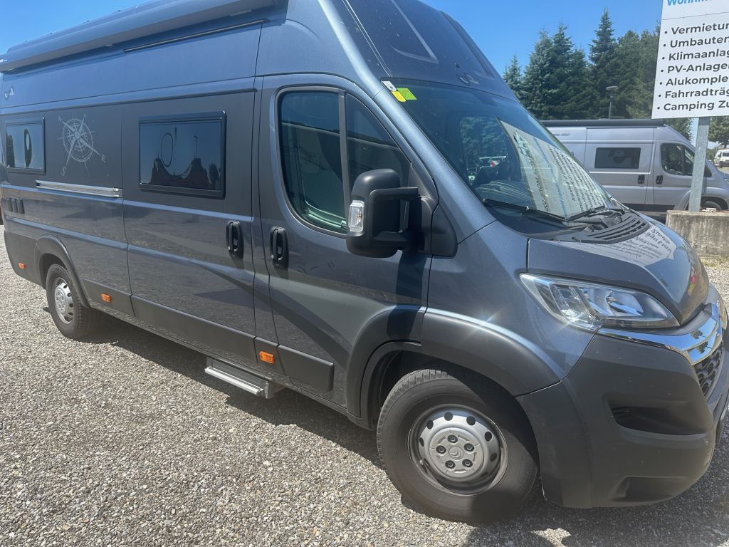 Bild 1: Megamobil MEGA LOUNGE 640