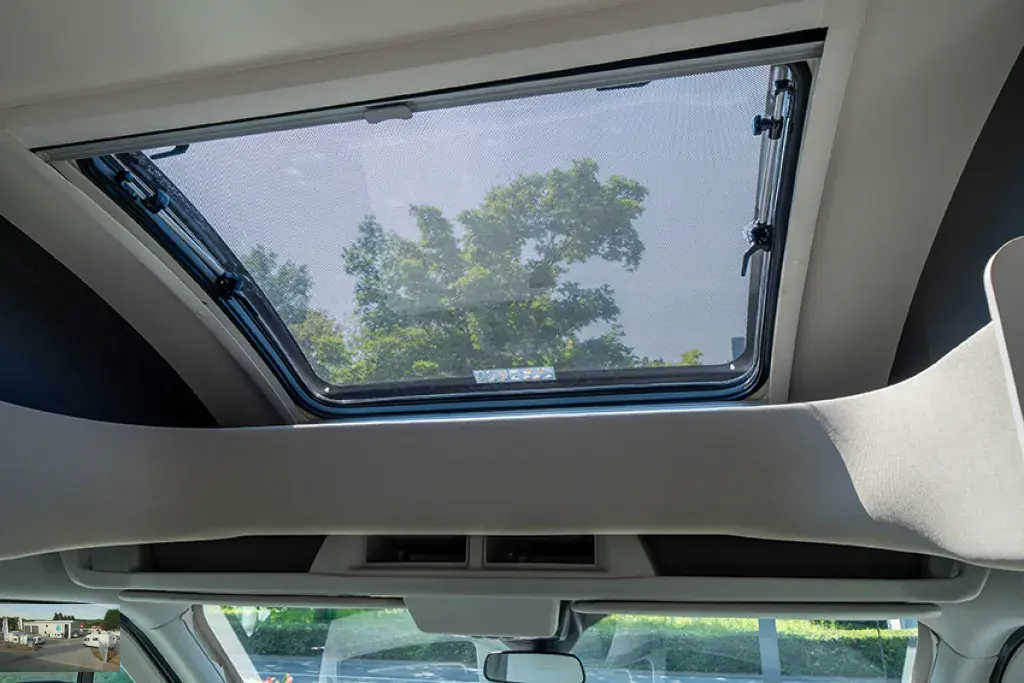 Bild 13: Wohnmobil in Blomberg online mieten