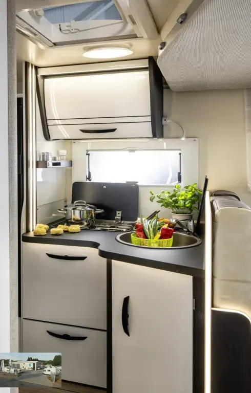 Bild 10: Wohnmobil mieten in Blomberg