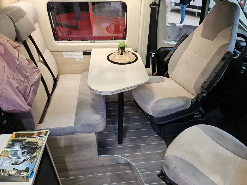 Bild 5: Wohnmobil in Blomberg online mieten