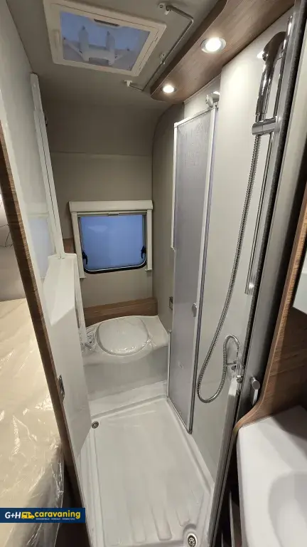 Bild 10: Wohnmobil mieten in Weißenhorn Bild 10: Wohnmobil mieten in Weißenhorn