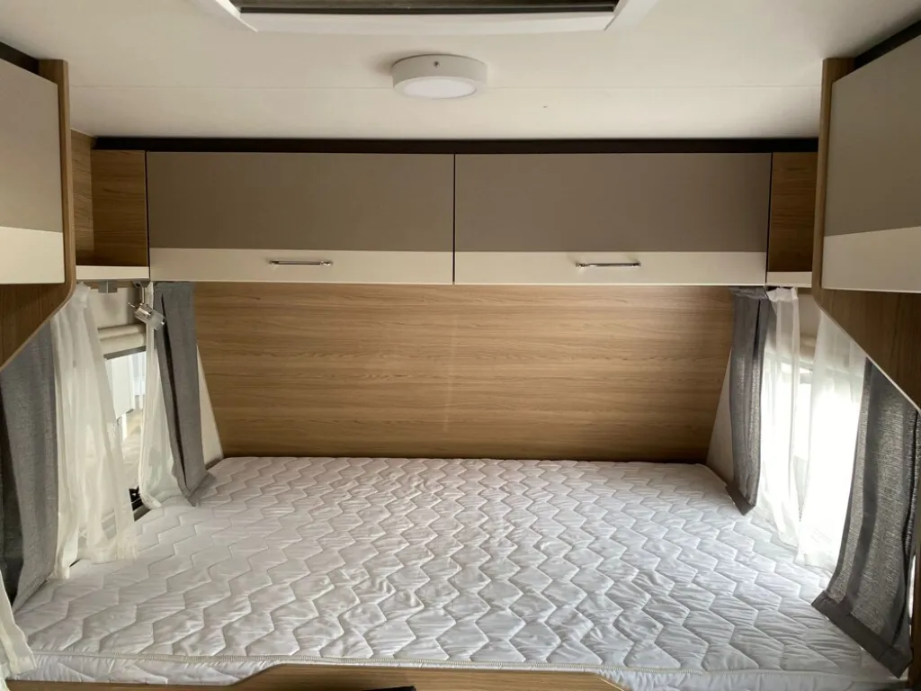 Bild 4: Wohnwagen von LMC mieten in Bamberg