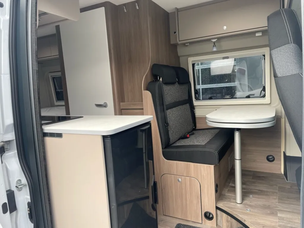 Bild 16: Wohnmobil für 2 Personen in Bamberg mieten