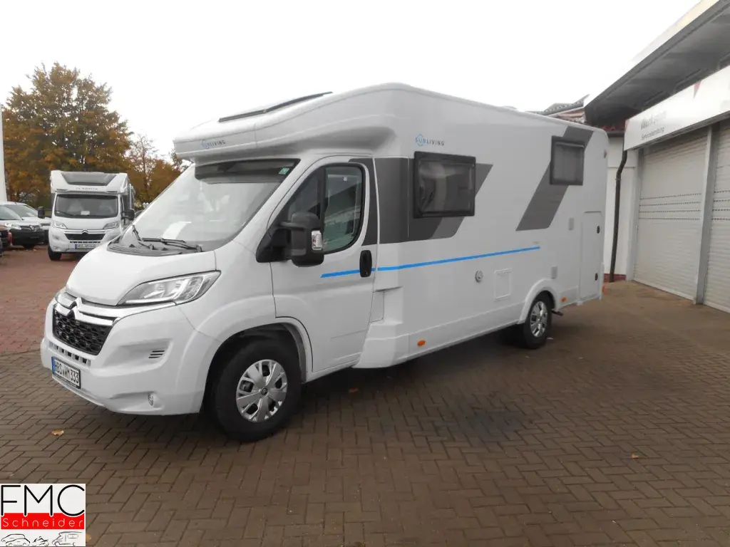 Bild 4: Wohnmobil von Sun Living mieten in Halberstadt Bild 4: Wohnmobil von Sun Living mieten in Halberstadt