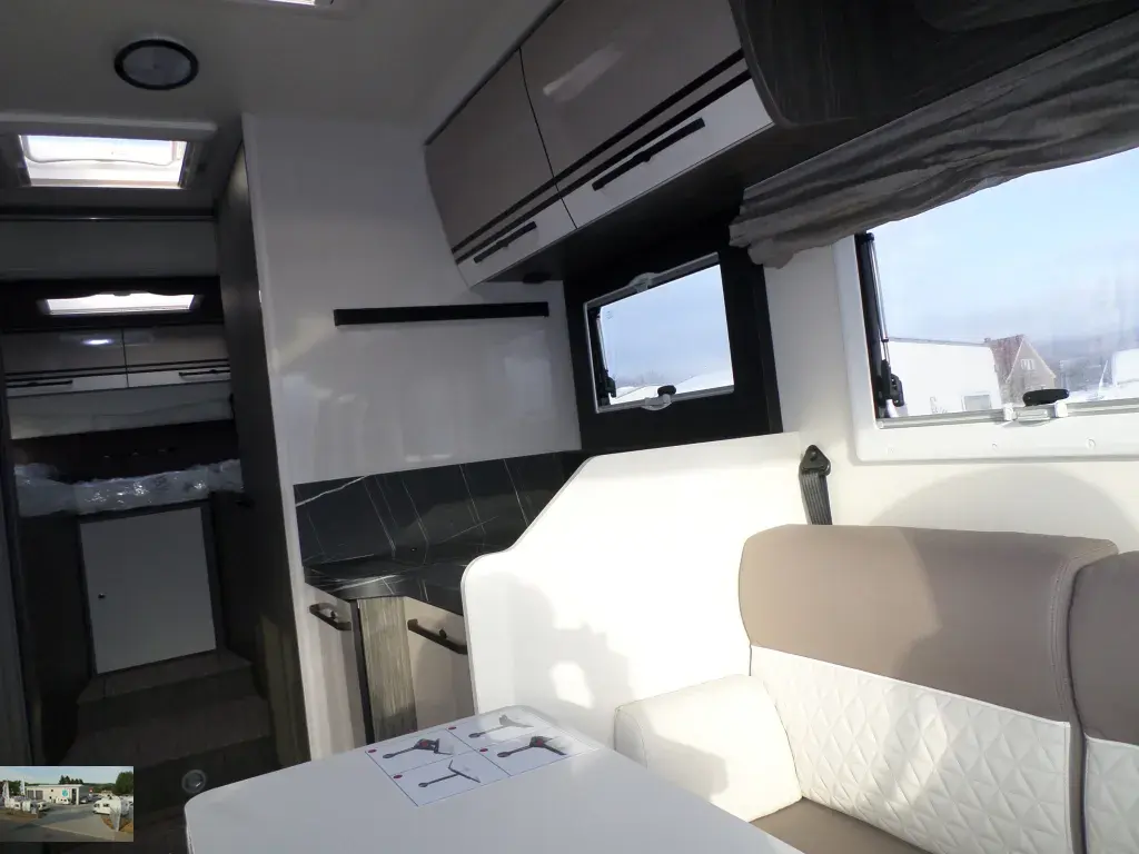 Bild 5: Wohnmobil in Blomberg online mieten