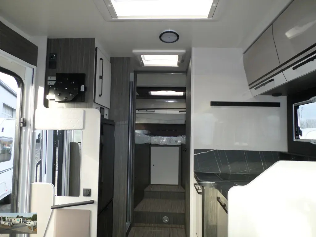 Bild 7: Forster Wohnmobil in Blomberg mieten