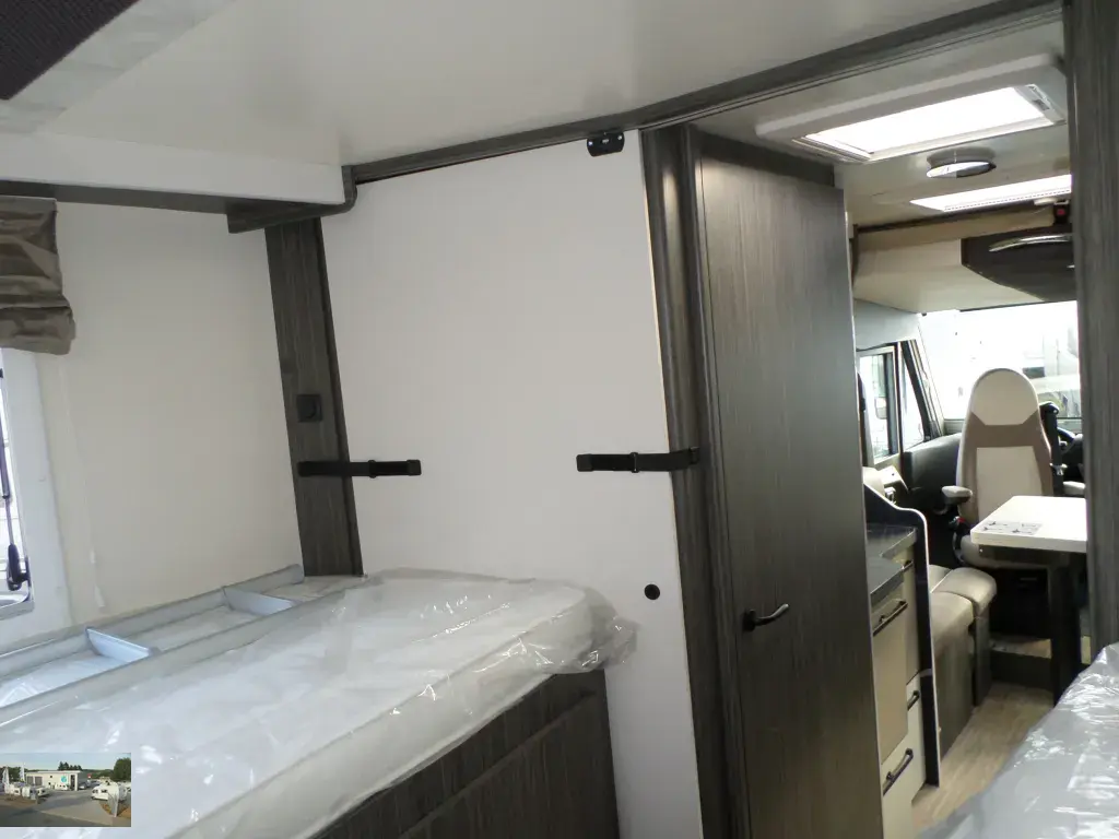 Bild 29: Wohnmobil in Blomberg online mieten