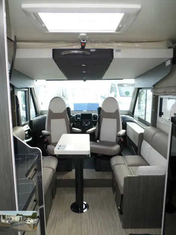 Bild 40: Wohnmobil für 4 Personen in Blomberg mieten Bild 40: Wohnmobil für 4 Personen in Blomberg mieten