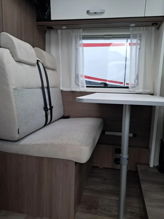 Bild 4: Wohnmobil von Carado mieten in Bamberg