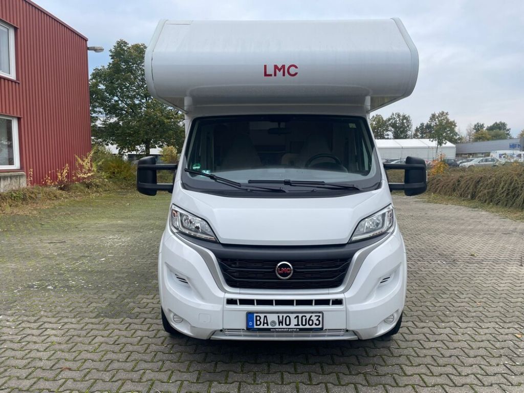 Bild 1: LMC Tourer A 690