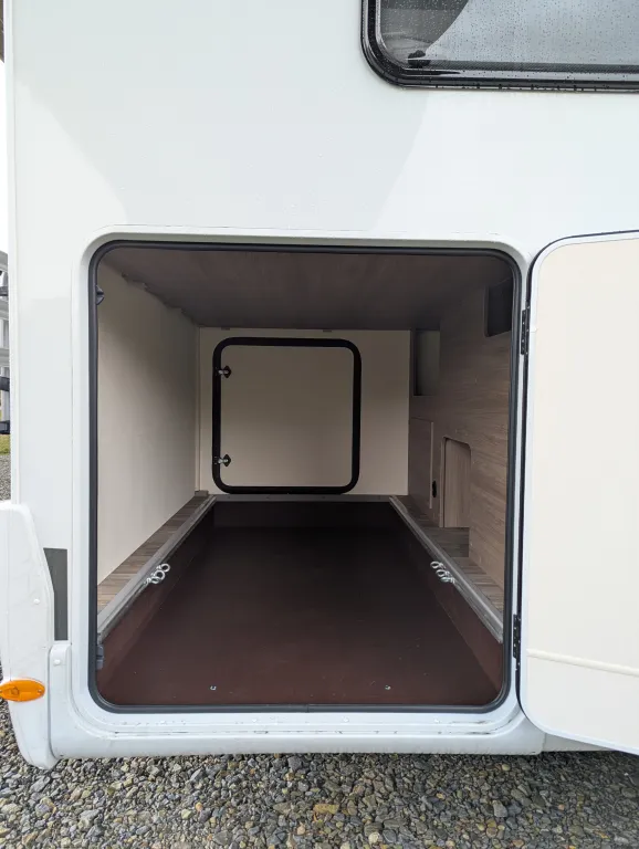 Bild 16: Wohnmobil für 4 Personen in Kürnach mieten