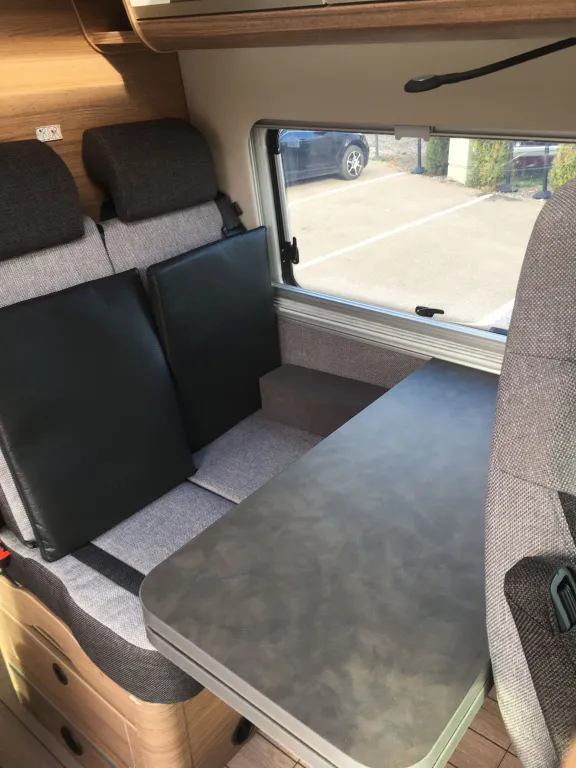 Bild 10: Wohnmobil mieten in Hagenbrunn/Wien Bild 10: Wohnmobil mieten in Hagenbrunn/Wien