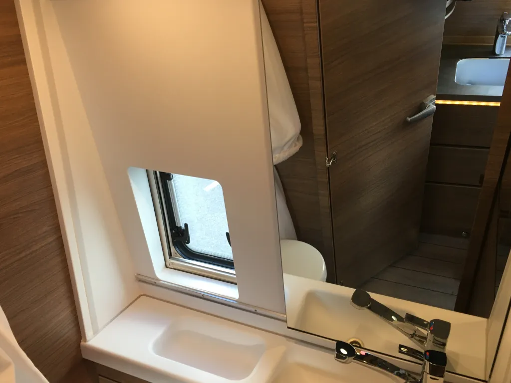 Bild 29: Wohnmobil in Hagenbrunn/Wien online mieten Bild 29: Wohnmobil in Hagenbrunn/Wien online mieten