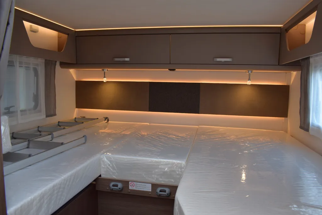 Bild 16: Wohnmobil für 4 Personen in Eferding mieten