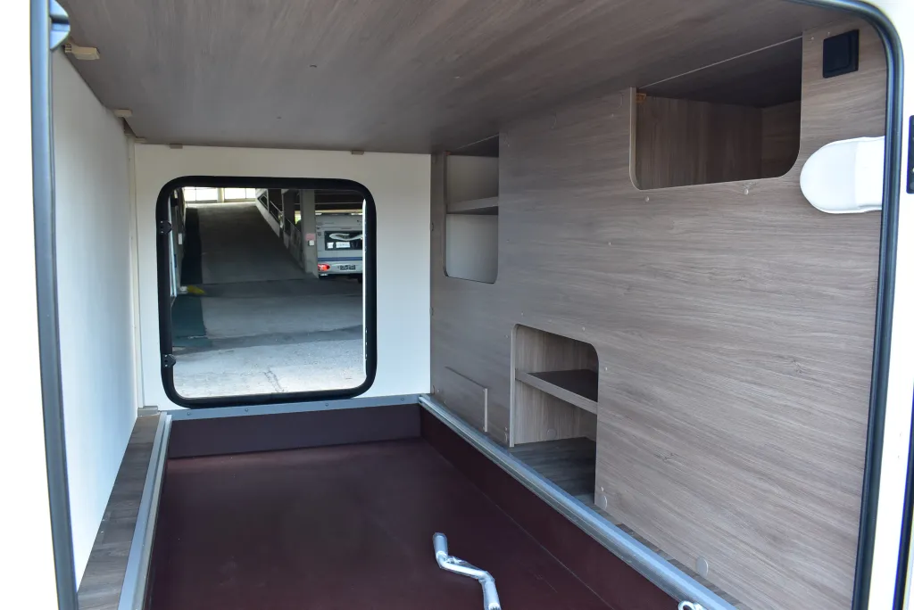 Bild 32: Wohnmobil für 4 Personen in Eferding mieten