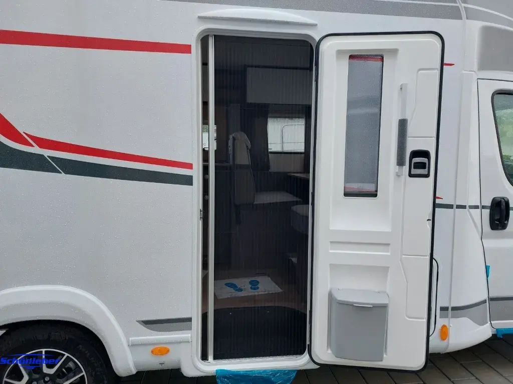 Bild 5: Wohnmobil in Römerstein-Donnstetten online mieten