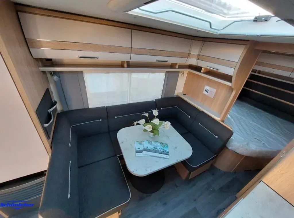 Bild 4: Wohnwagen von LMC mieten in Römerstein-Donnstetten