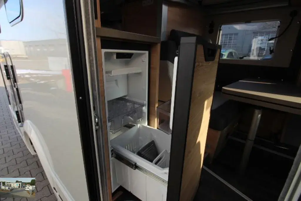 Bild 10: Wohnmobil mieten in Blomberg