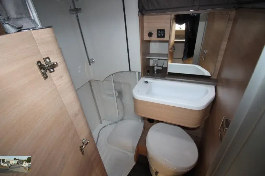 Bild 15: Knaus Wohnmobil in Blomberg mieten