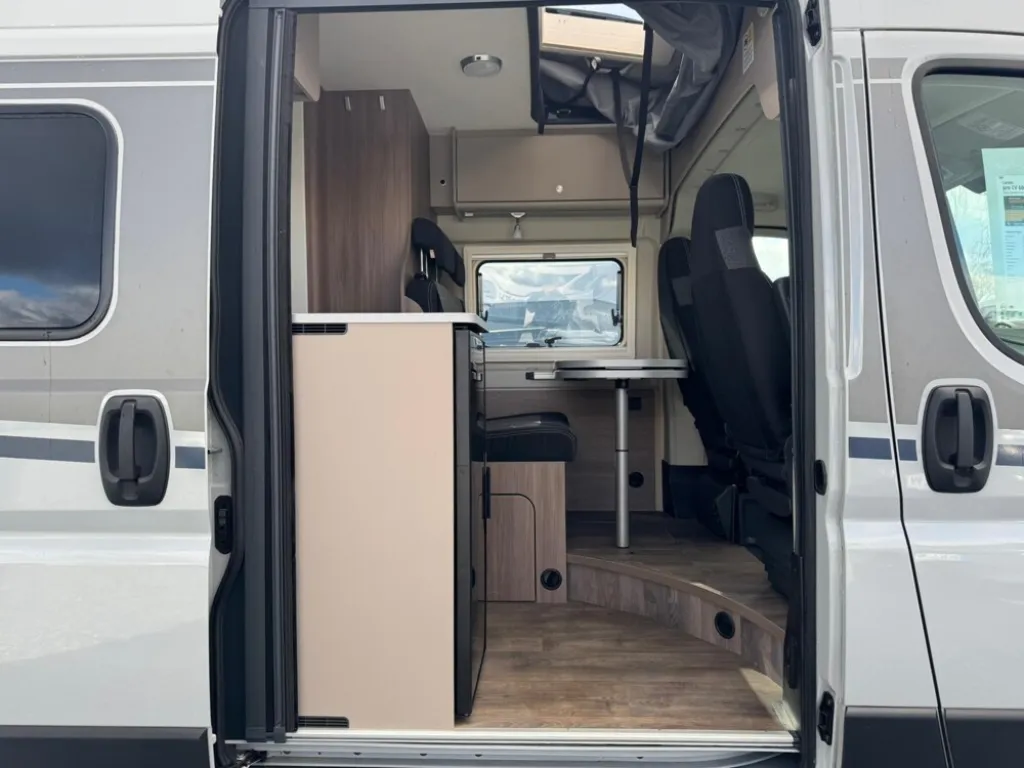 Bild 12: Wohnmobil von Carado mieten in Bamberg