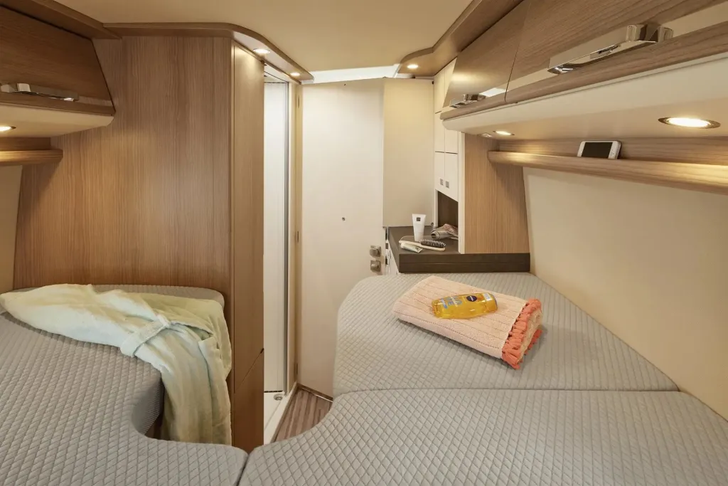 Bild 5: Wohnmobil in Wernau online mieten