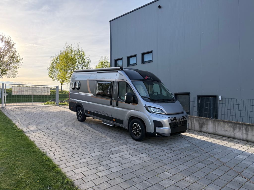 Bild 1: Malibu Van First Class - Two Rooms 640 LE RB