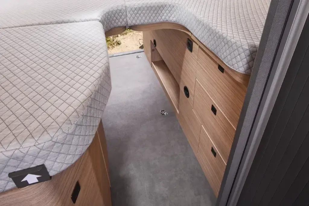 Bild 10: Wohnmobil mieten in Wernau