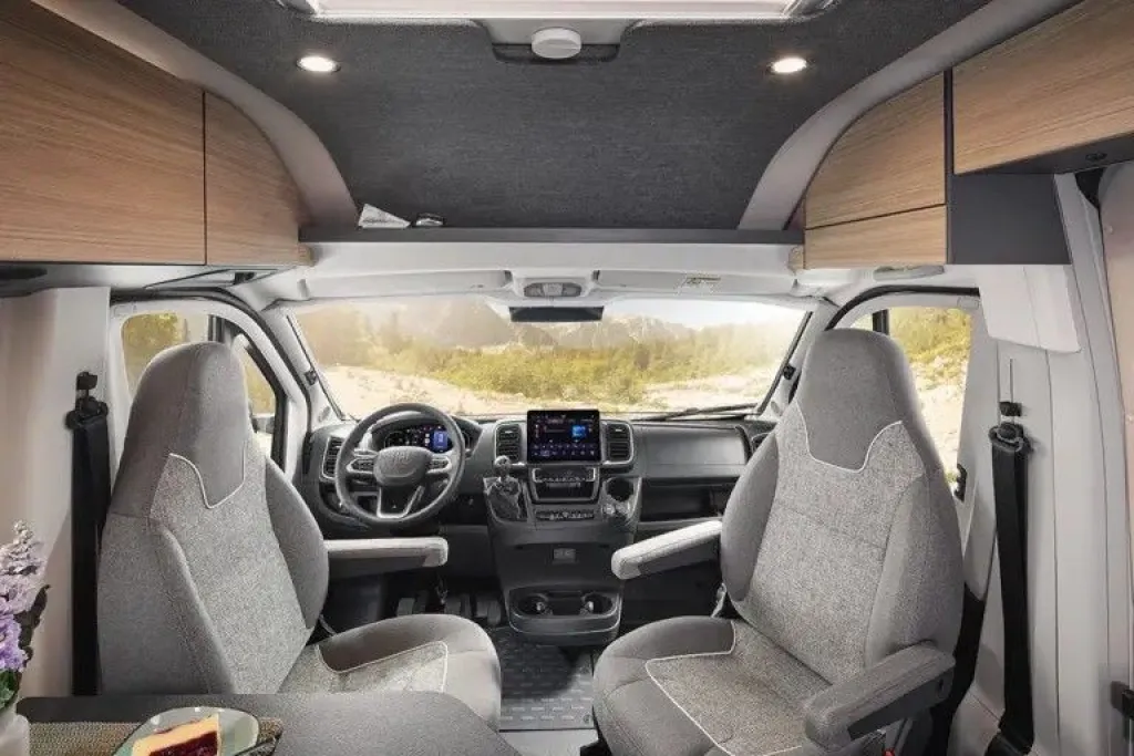 Bild 8: Wohnmobil für 3 Personen in Wernau mieten