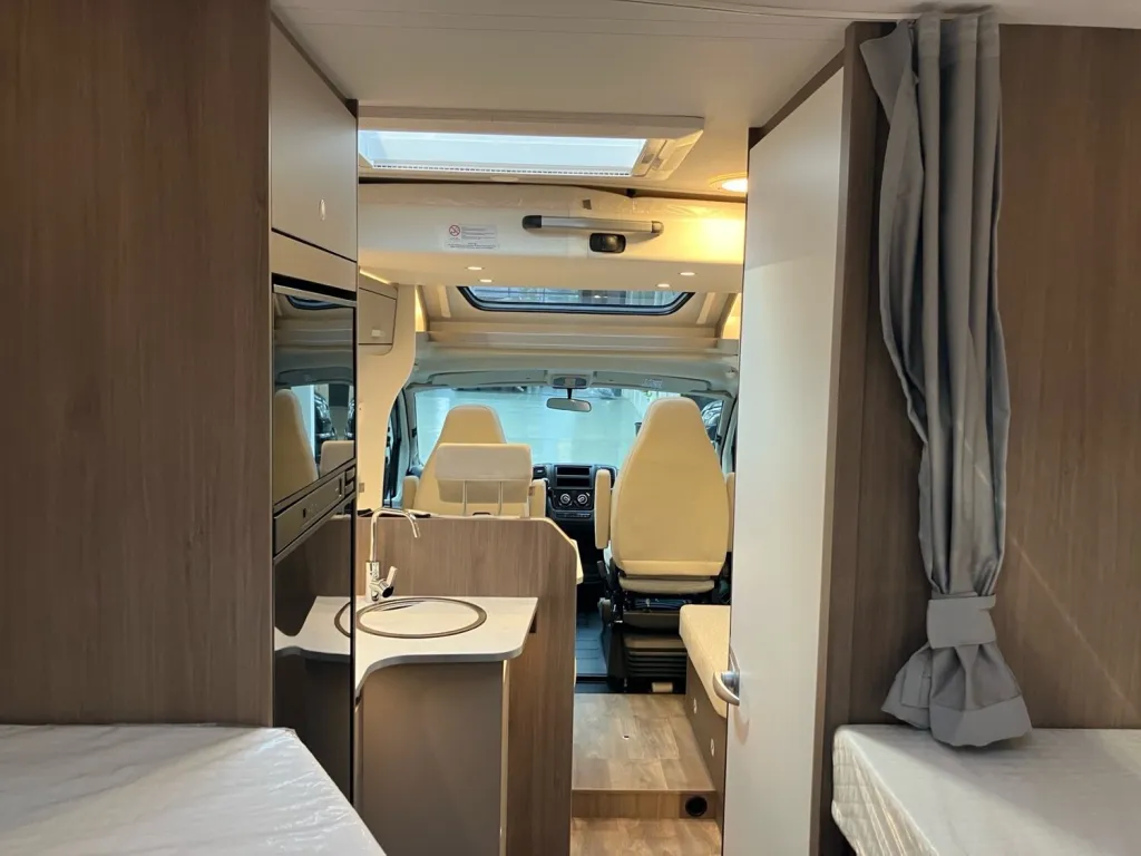 Bild 7: Carado Wohnmobil in Wernau mieten