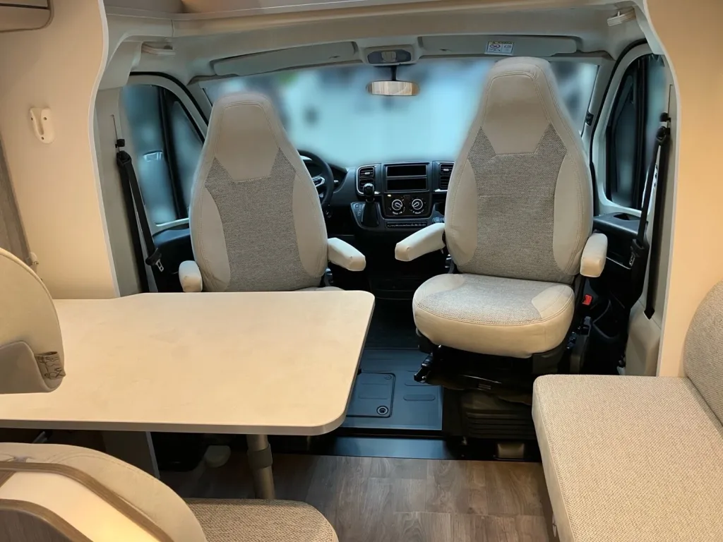 Bild 13: Wohnmobil in Wernau online mieten